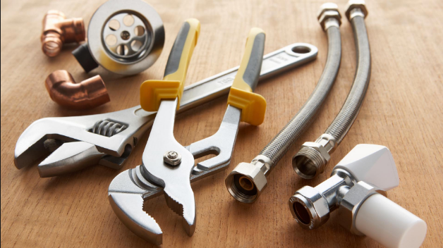 What Are The Duties Of Restaurant Plumbers?