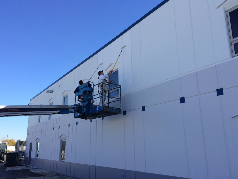 Industrial Painters In Toronto To Make Commercial building Elegant