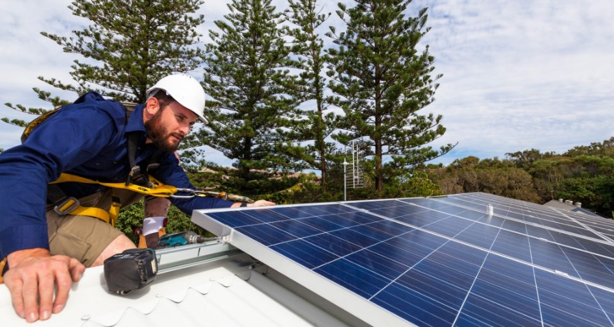 solar electrician Townsville