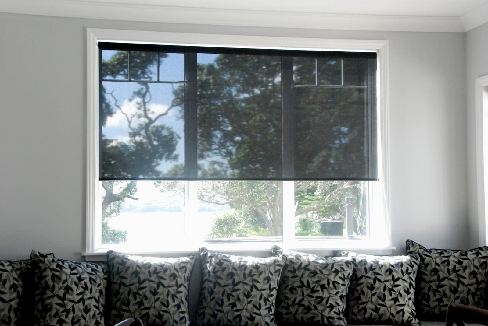 Multi Purpose Use Of Sun Filter Blinds For Homes