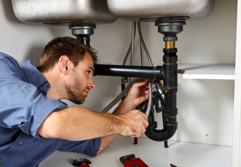 For What Reasons you Should Consider Hiring a Professional Plumber Coolangatta?