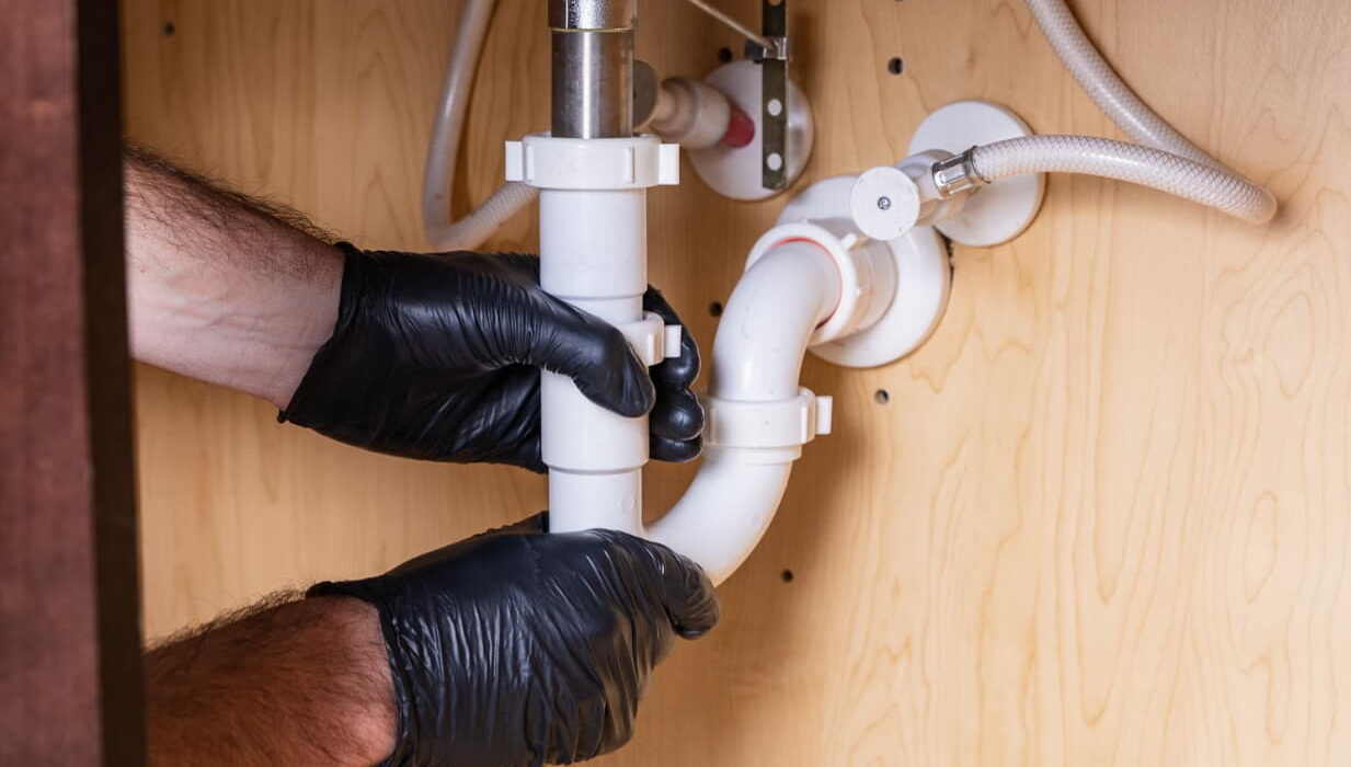 6 Reasons to Hire a Professional Plumber in North Shore: