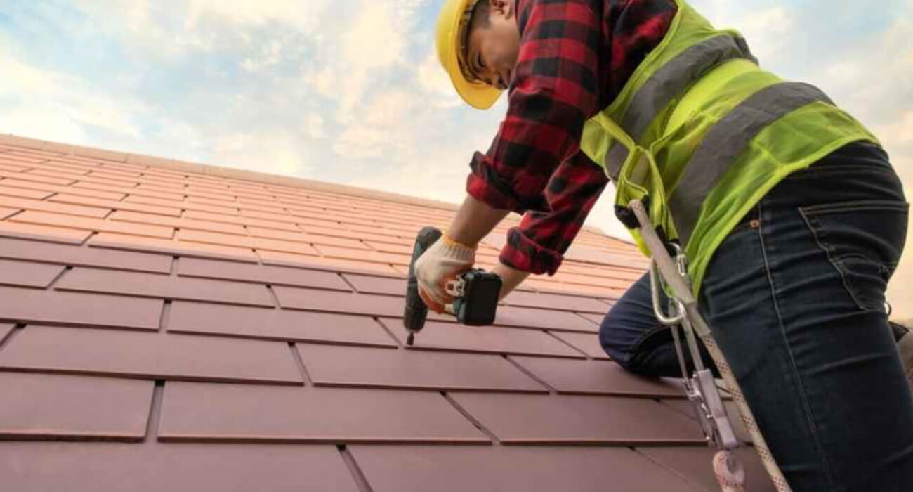 Why Do You Need Professional Emergency Roofer Services?