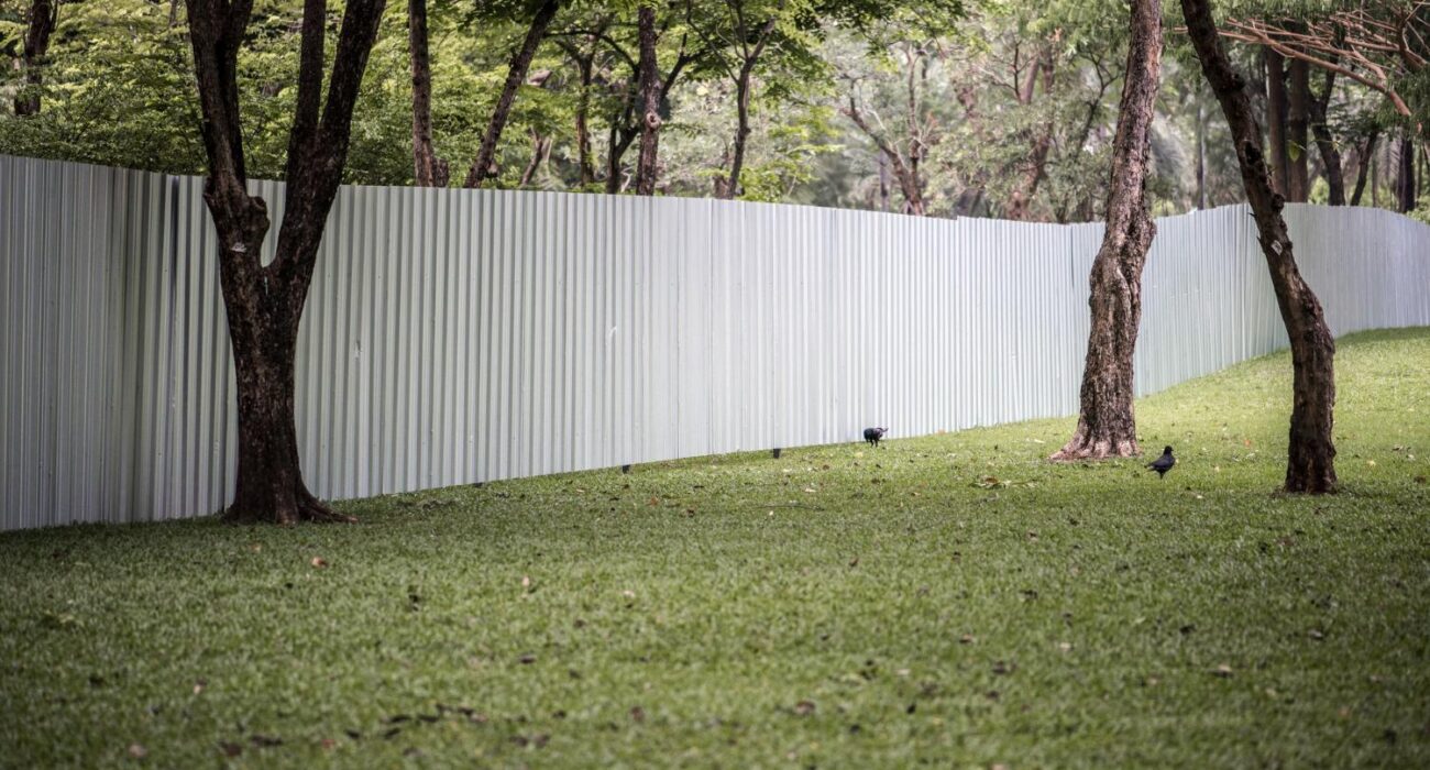 Why Trust a Fencing Installation Company for Your Outdoor Projects?